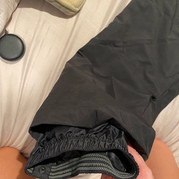 White Sierra BLACK snow pants medium - Picture 6 of 6